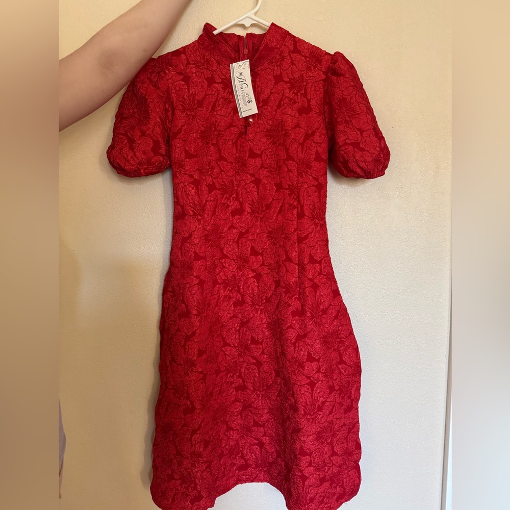 Ao Dao  Cat  Tan ( a set ) size M petite
